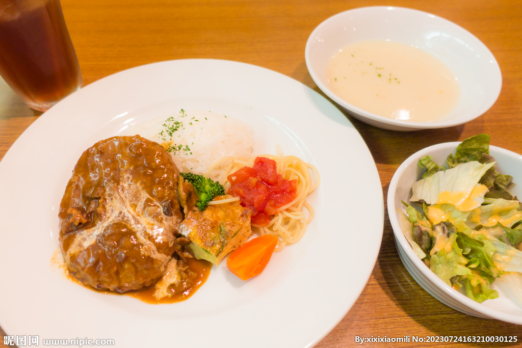 牛肉套餐美食