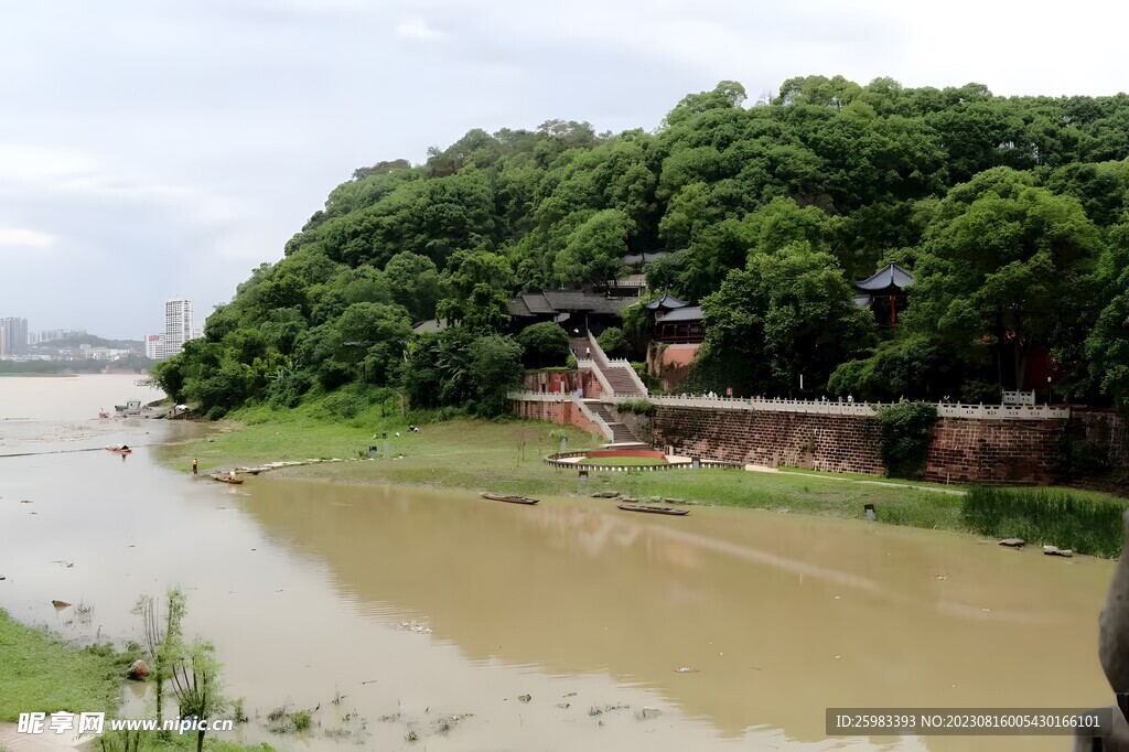 山上的古建筑
