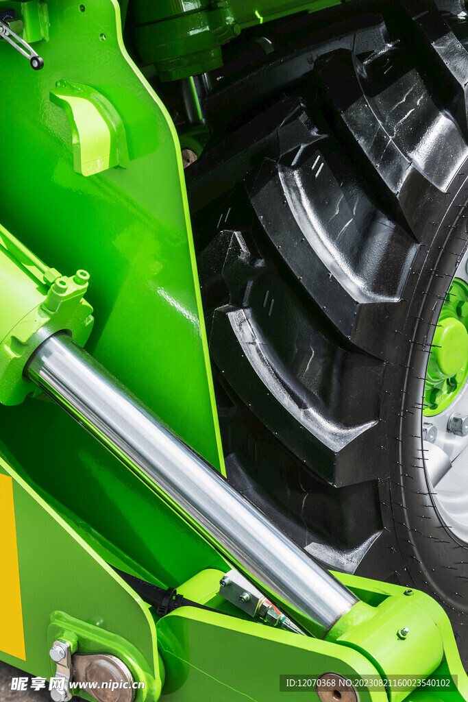 卡車機(jī)械輪胎