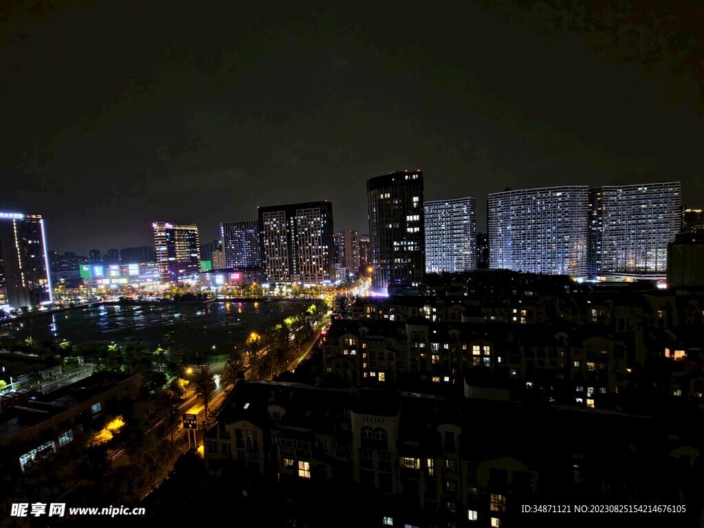 雨后夜晚