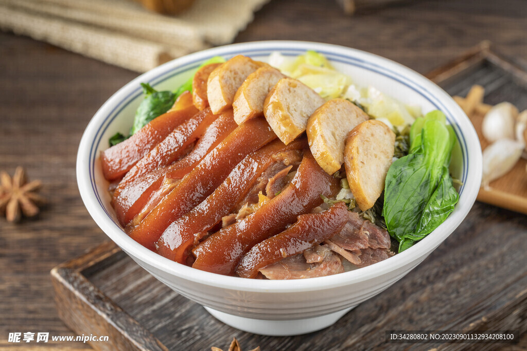 隆江豬腳飯