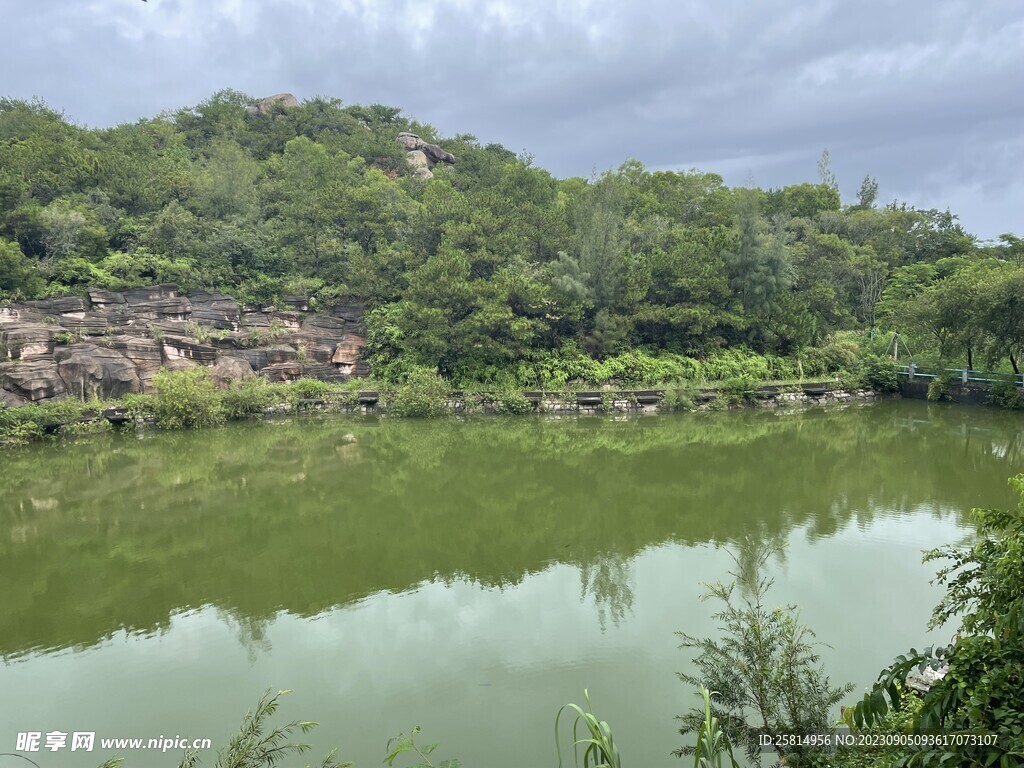 綠水青山