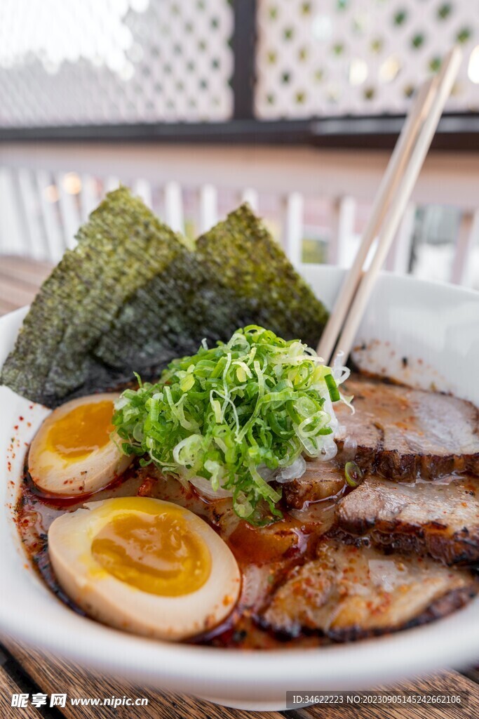 雞蛋牛肉面