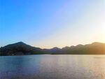 湖景蓝天
