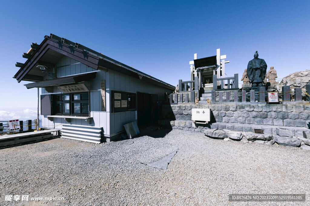 山頂小屋