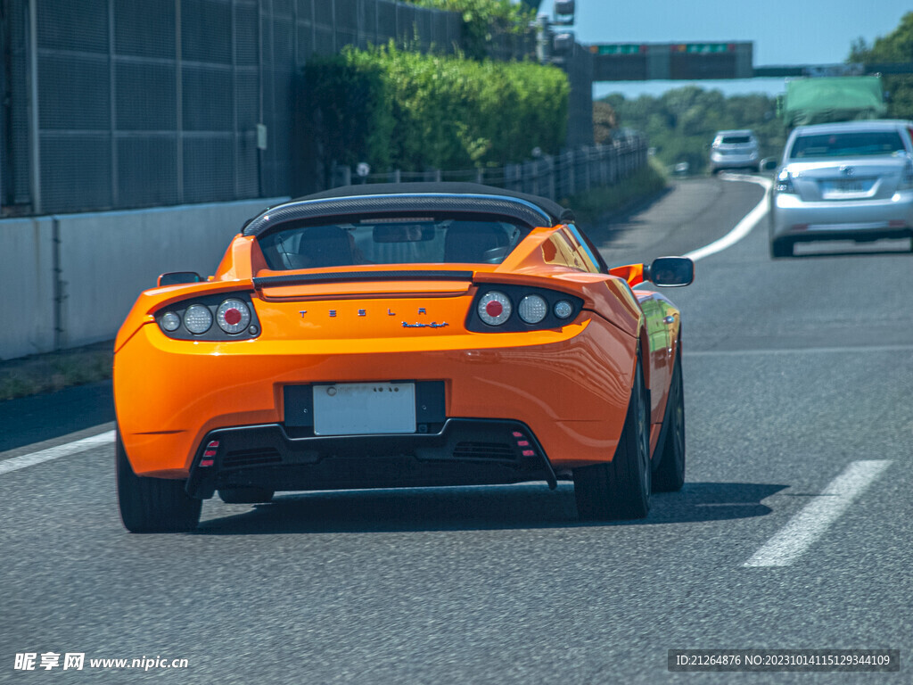 小汽車(chē)
