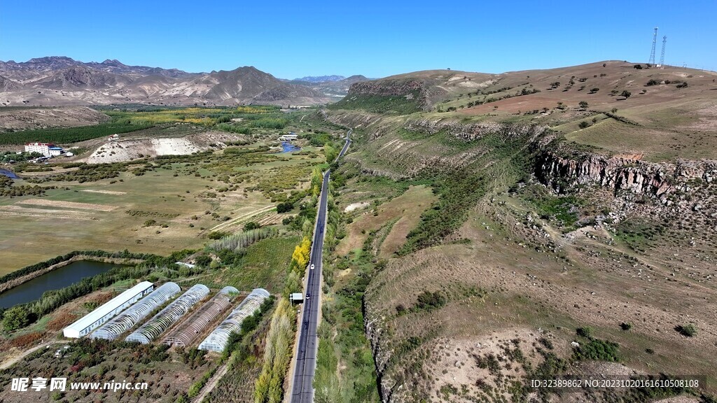 航拍乡村公路