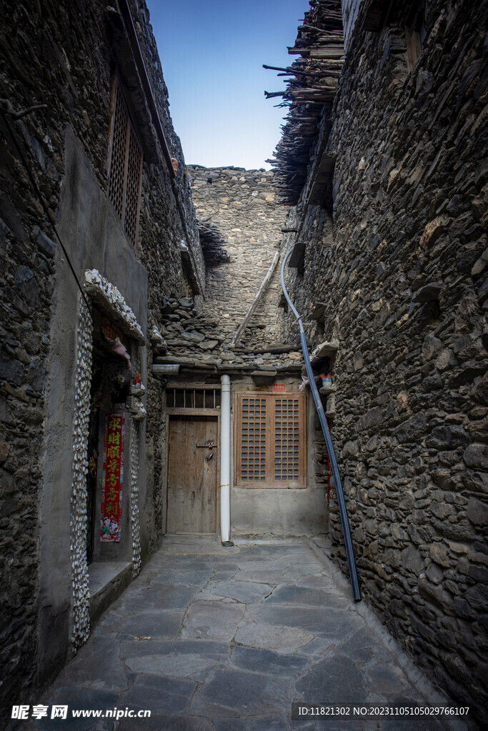 色尔古藏寨