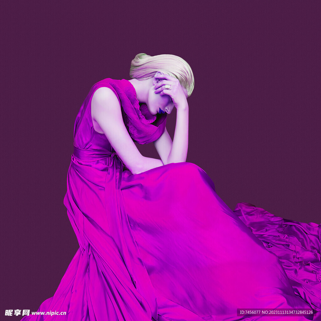 紫色长裙思考中式美女挂画装饰画