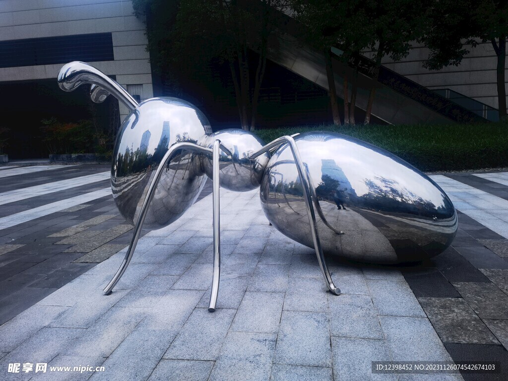蚂蚁雕塑