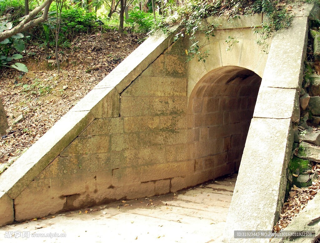 漳廈鐵路路基遺址