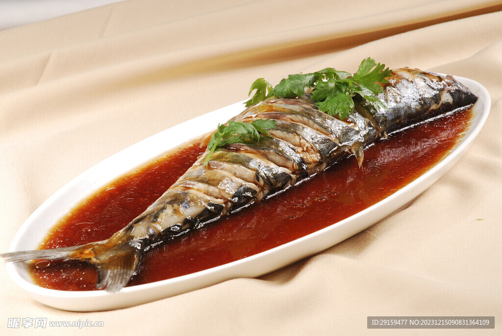 紅燜鮁魚