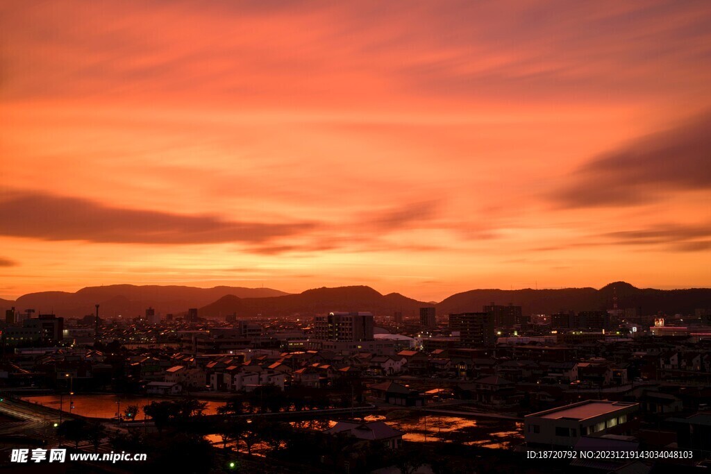 夕陽(yáng)晚霞圖片