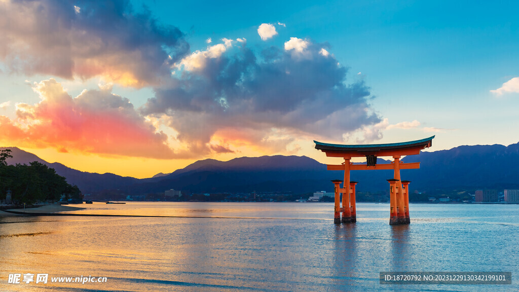 湖光山色圖片
