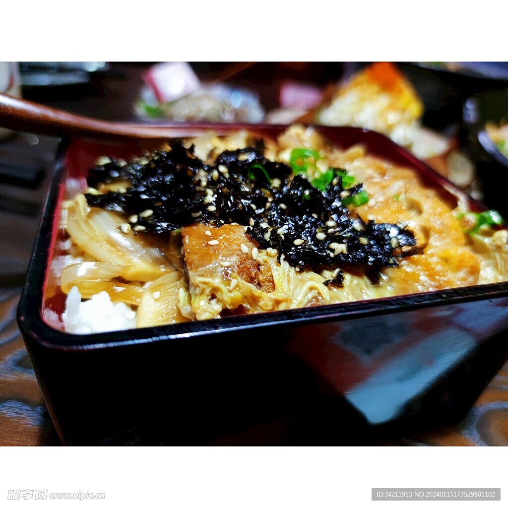 辣白菜拌飯