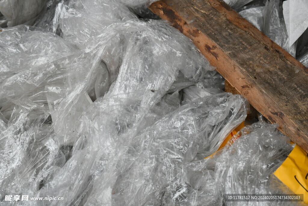 深圳工業(yè)垃圾薄膜塑料木頭