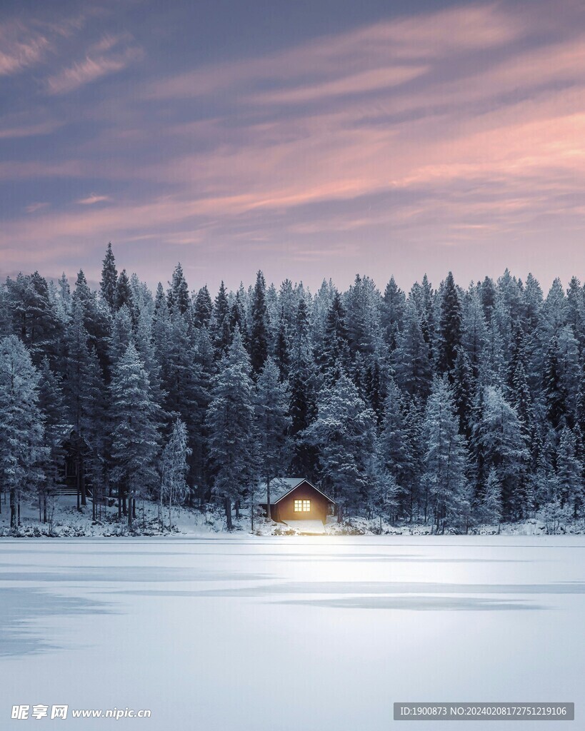 雪中小屋