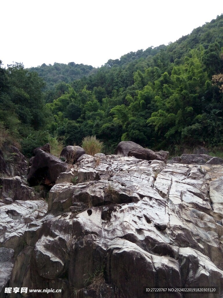 龙归寨景区