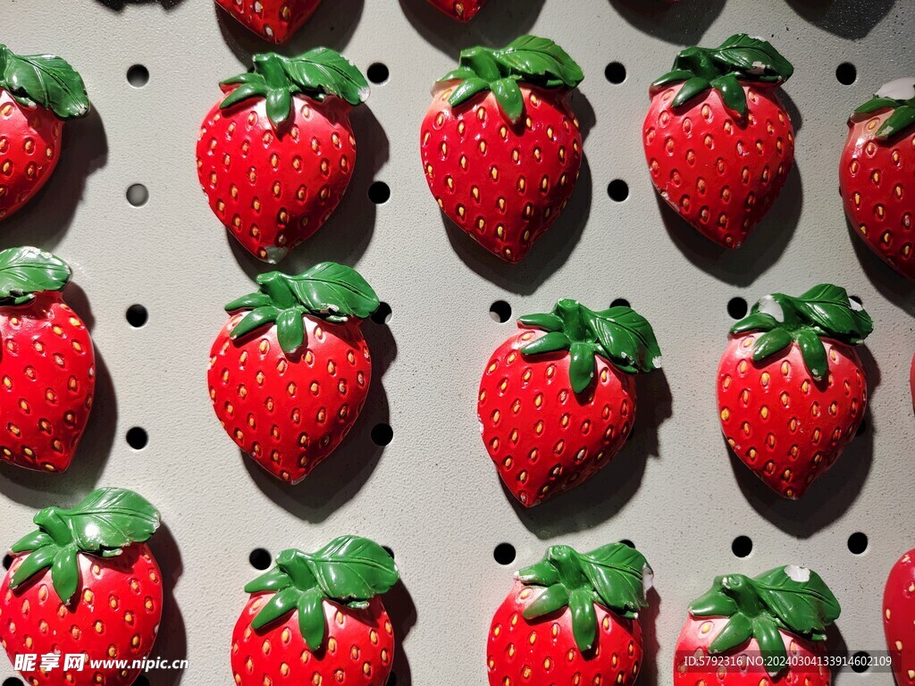 草莓冰箱贴