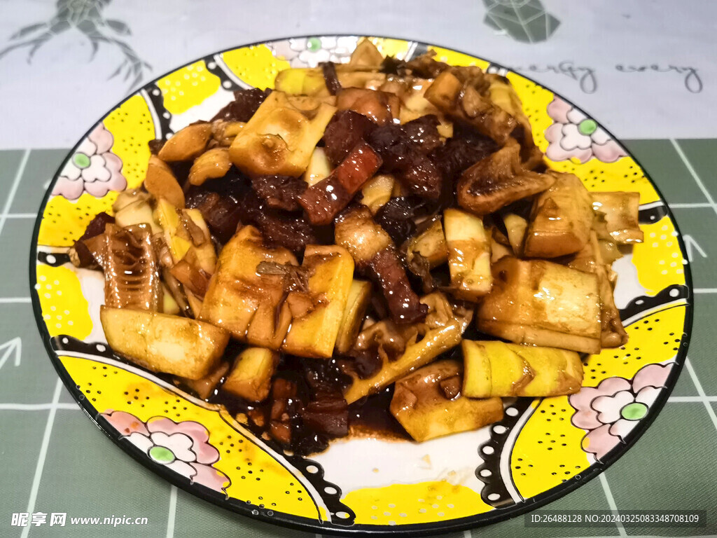 紅燒肉燜筍
