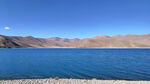 西藏羊湖与雅鲁藏布江景区