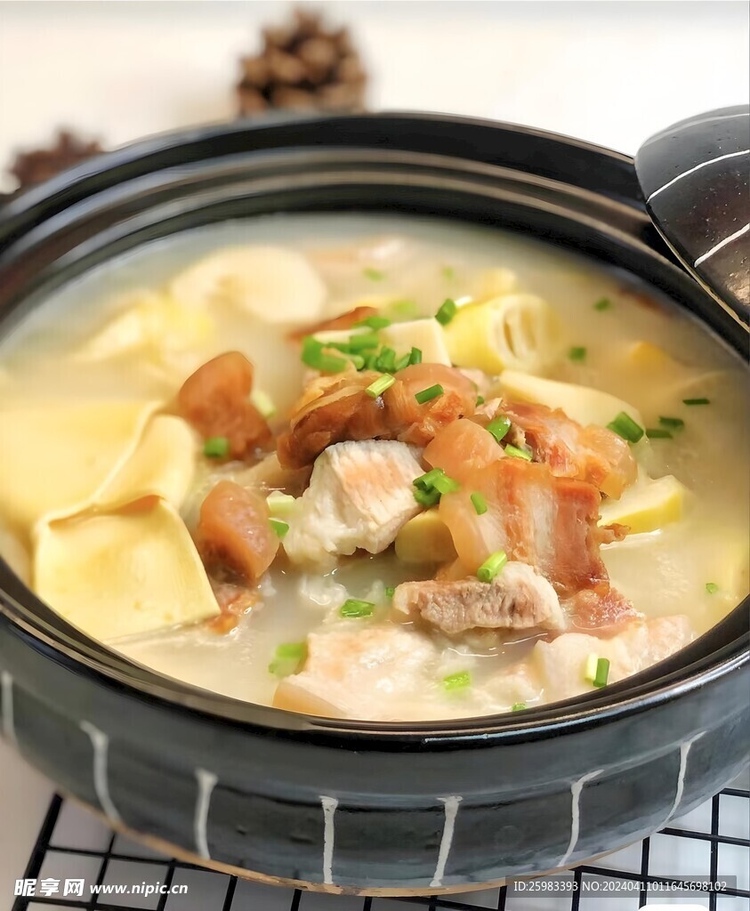 竹筍肉片湯 
