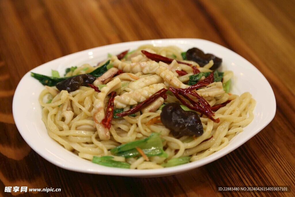 魷魚炒面