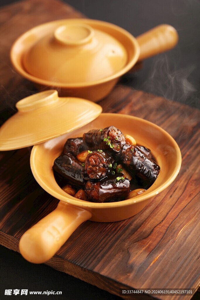 栗子鱔筒煲