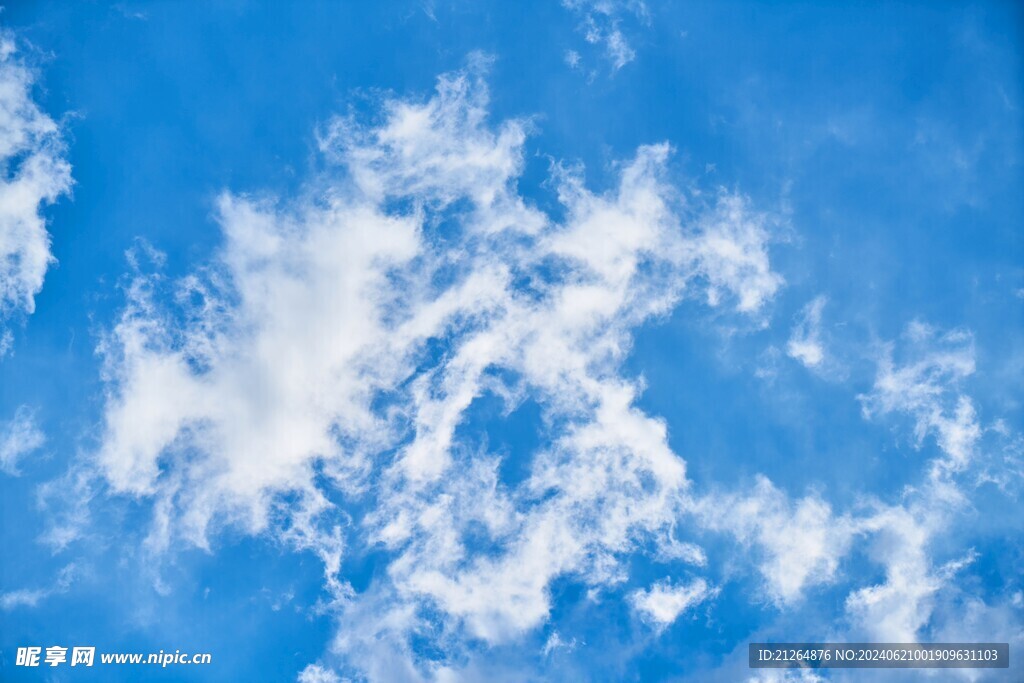 藍色天空壁紙