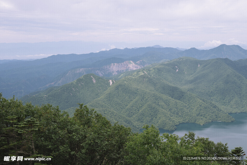 山脈美景