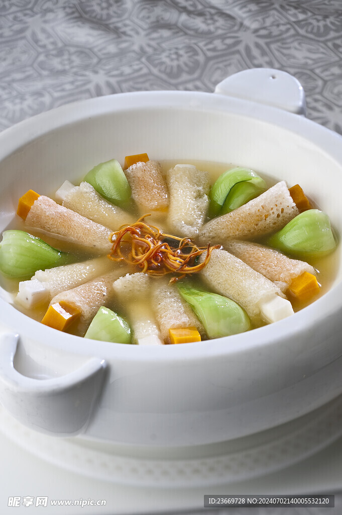 響皮什錦湯