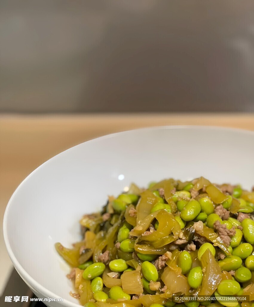 酸菜炒毛豆
