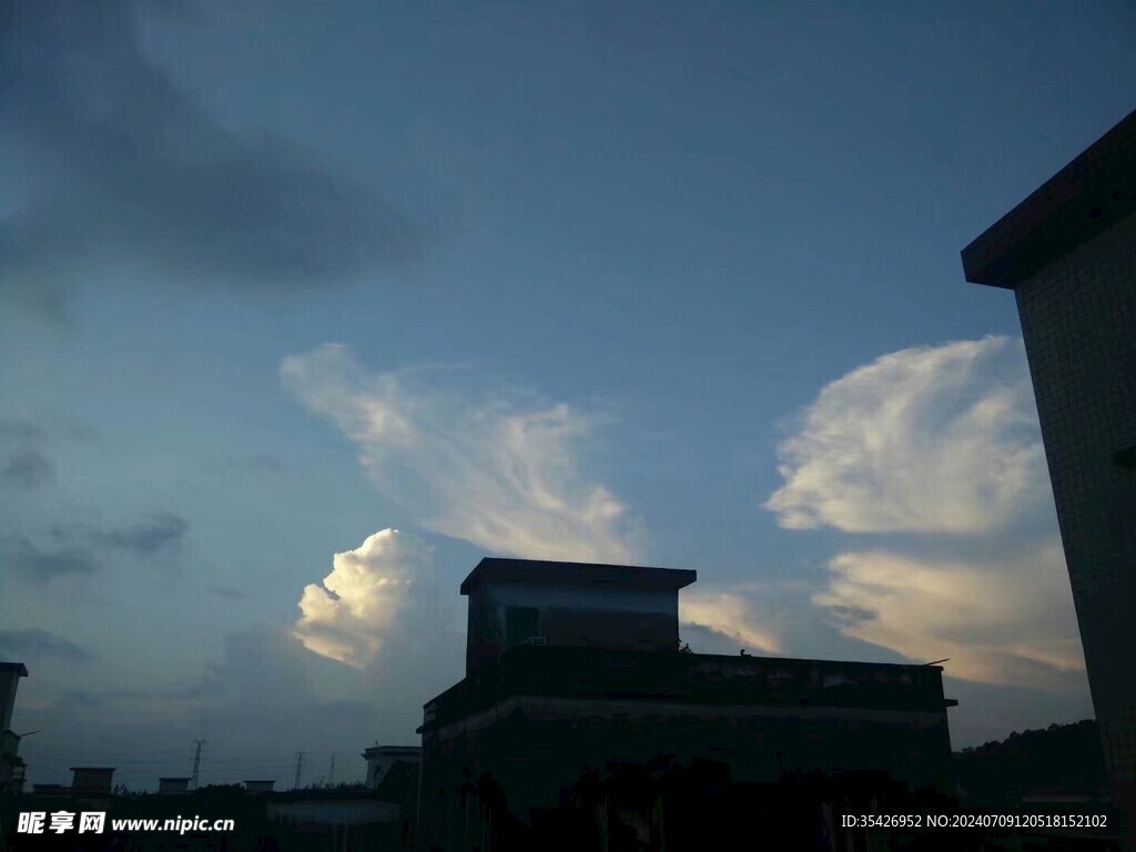 天空