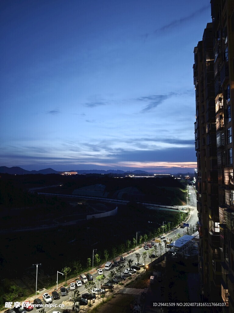  藍(lán)天 白云