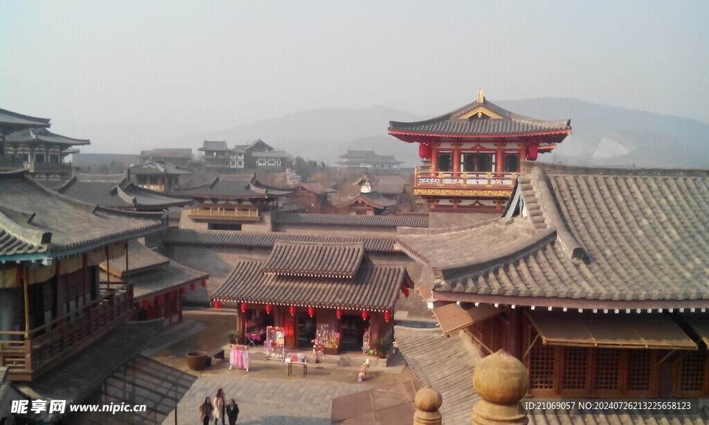 唐城