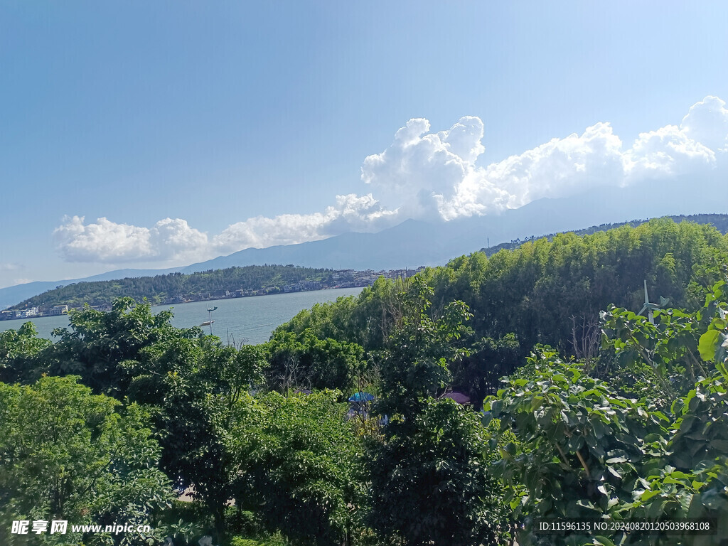 風景山水云