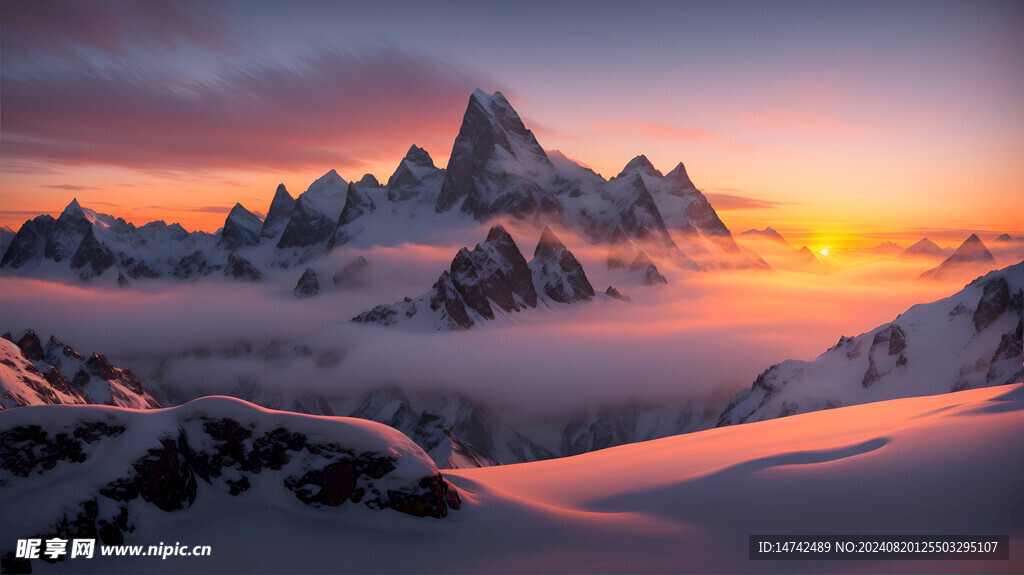 唯美日暮黃昏雪域山脈