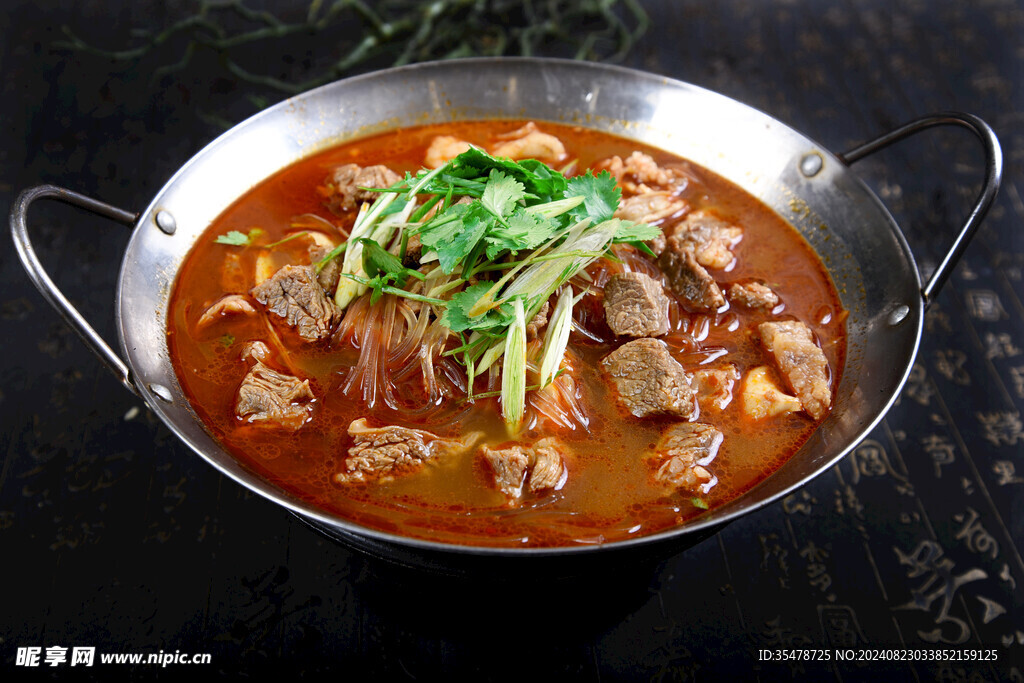 鍋?zhàn)屑?xì)粉牛肉