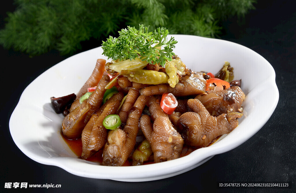 麻辣雞腳