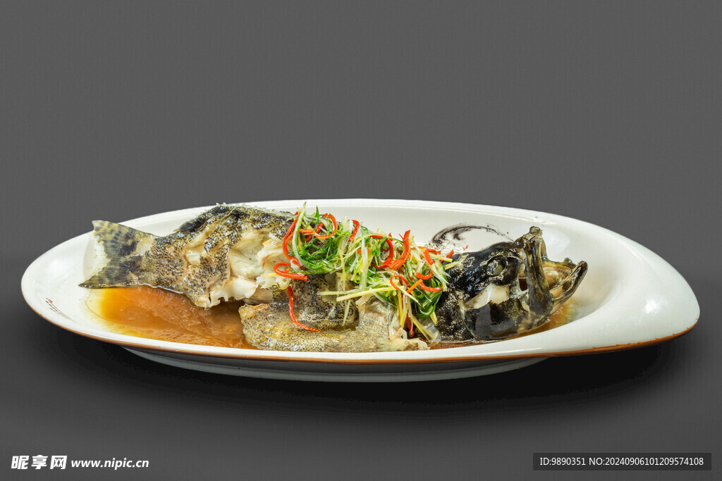 清蒸鱸魚