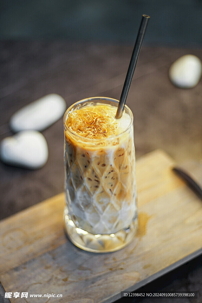 奶昔奶茶
