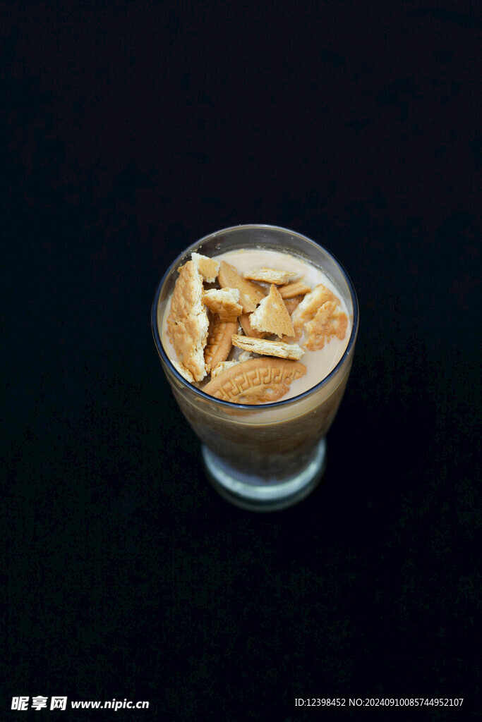 奶昔奶茶