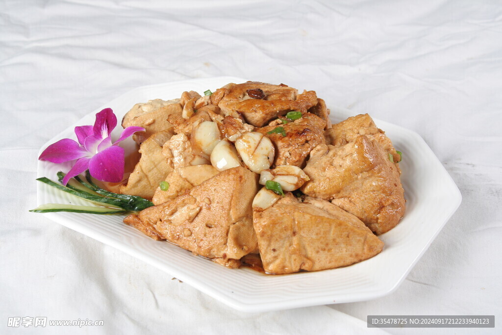 雞刨豆腐