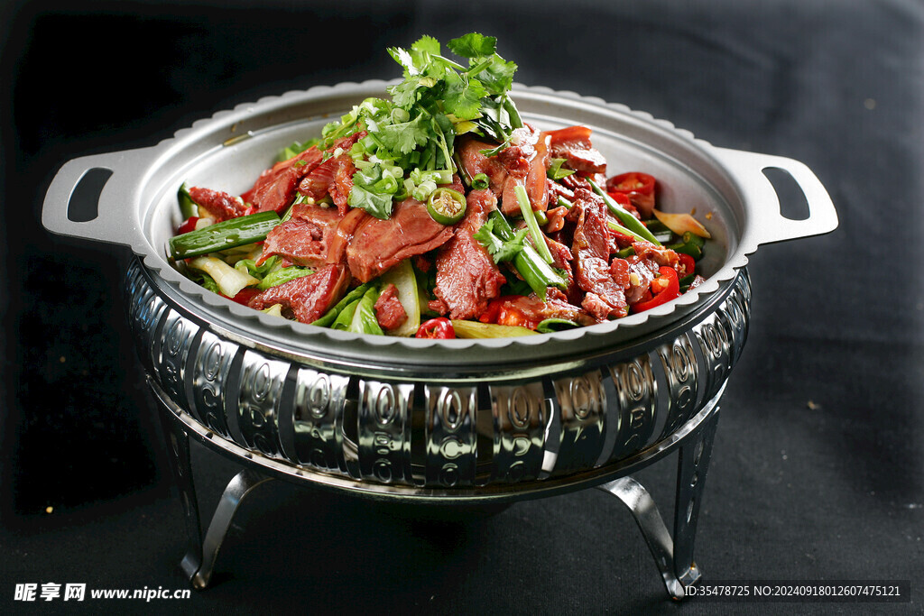  干鍋帶皮驢肉