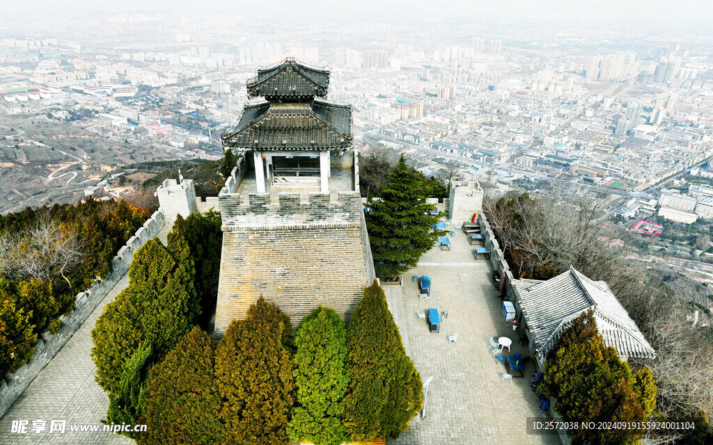 驪山