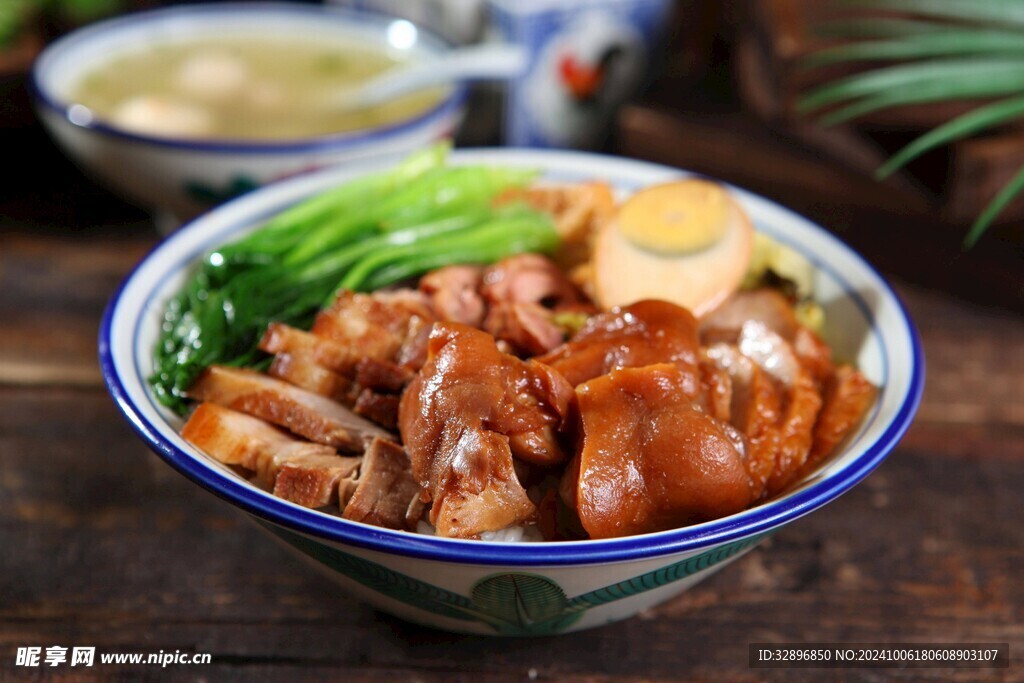 豬腳飯