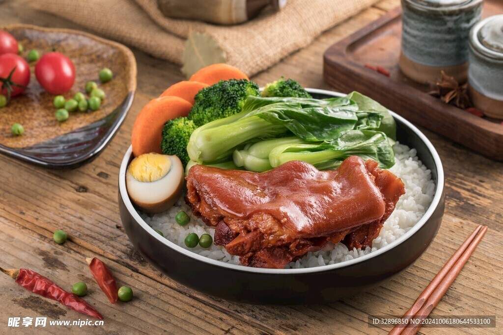 隆江豬腳飯