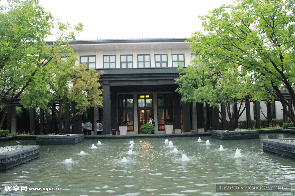 北京潤(rùn)澤御府水景涌泉