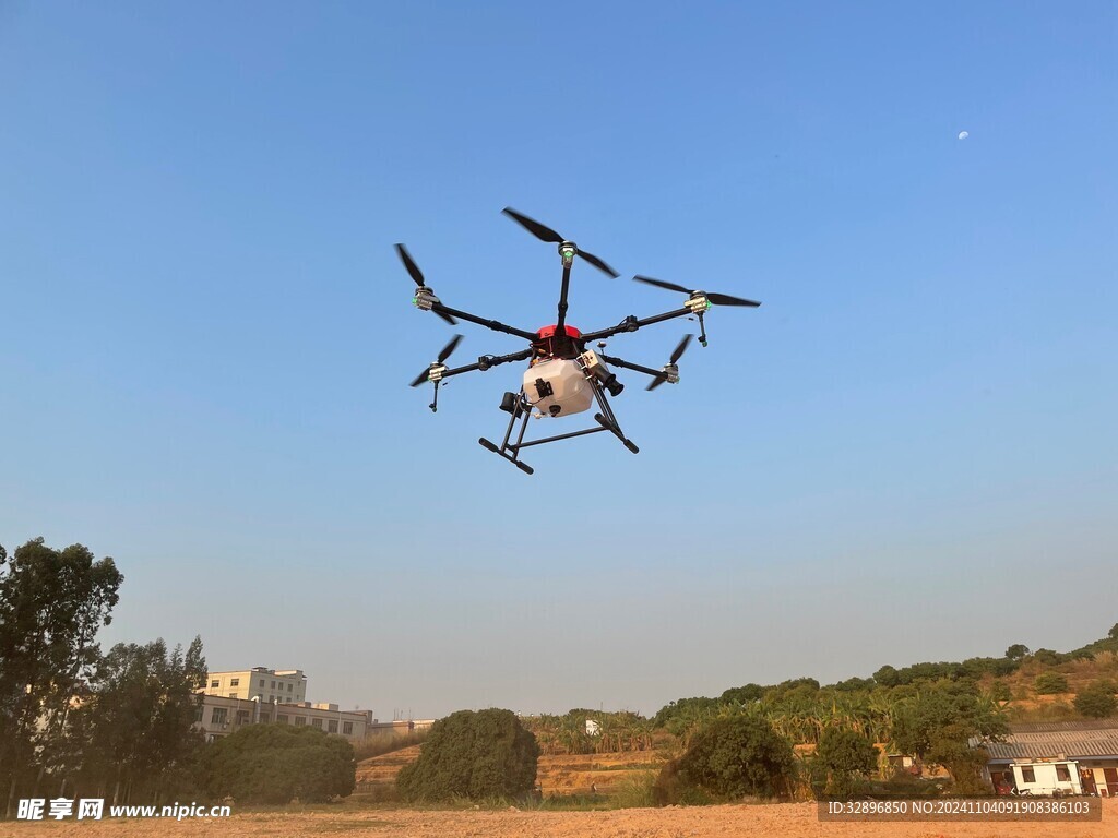 小型無人機