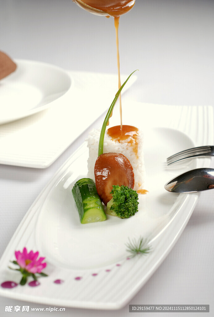 鮑魚(yú)撈飯
